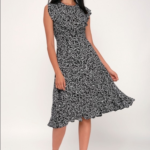Vine and Dandy Black and White Print Midi NWT - Picture 4 of 5